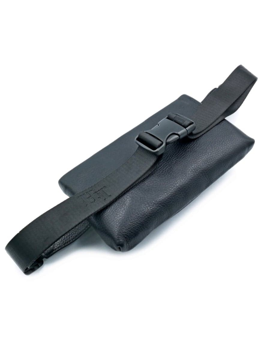 Чоловіча шкіряна сумка-бананка H.T. Leather з трьома відділеннями 8786-1